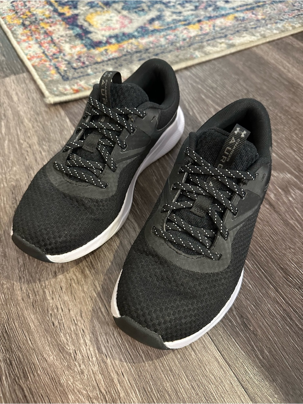 Under Armour Charged Aurora Cross Trainers Black/White Lightweight Sneakers 6.5 View 2